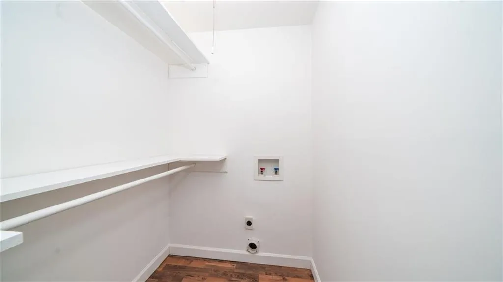 5663 Kingsport Drive Unit 6, Atlanta, Georgia 30342, 2 Bedrooms Bedrooms, ,1 BathroomBathrooms,Residential,Sold,5663 Kingsport Drive Unit 6,7362961 5663 Kingsport Drive Unit 6, Atlanta, Georgia 30342, 2 Bedrooms Bedrooms, ,1 BathroomBathrooms,Residential,Sold,5663 Kingsport Drive Unit 6,7362961