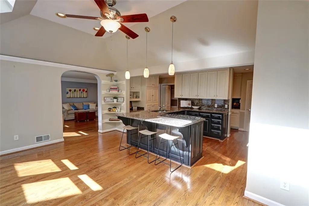 496 Londonberry Road, Atlanta, Georgia 30327, 3 Bedrooms Bedrooms, ,3 BathroomsBathrooms,Residential,Sold,496 Londonberry Road,6804465
