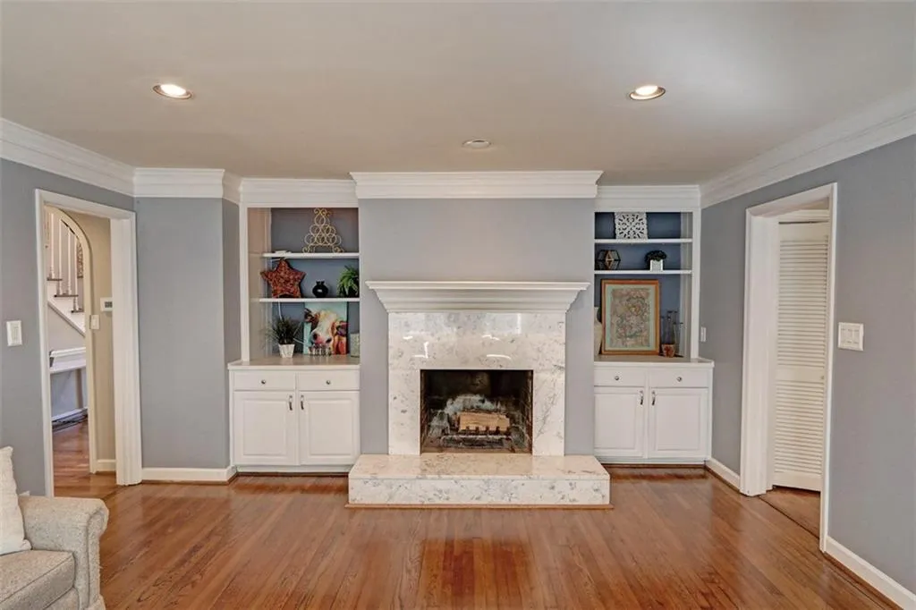 496 Londonberry Road, Atlanta, Georgia 30327, 3 Bedrooms Bedrooms, ,3 BathroomsBathrooms,Residential,Sold,496 Londonberry Road,6804465