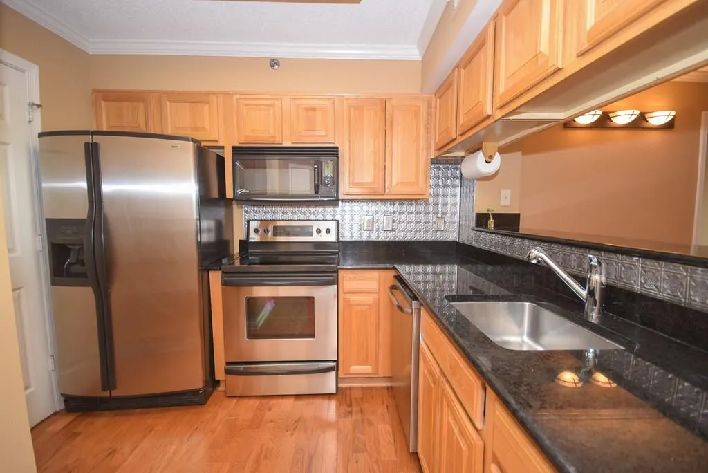 795 Hammond Drive Unit 907, Atlanta, Georgia 30328, 2 Bedrooms Bedrooms, ,2 BathroomsBathrooms,Residential,Sold,795 Hammond Drive Unit 907,6041982