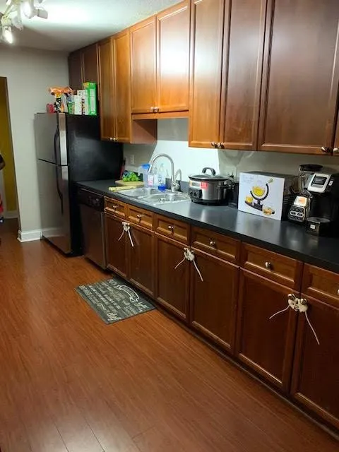 750 Dalrymple Road Unit E4, Sandy Springs, Georgia 30328, 4 Bedrooms Bedrooms, ,2 BathroomsBathrooms,Residential,Sold,750 Dalrymple Road Unit E4,7055406