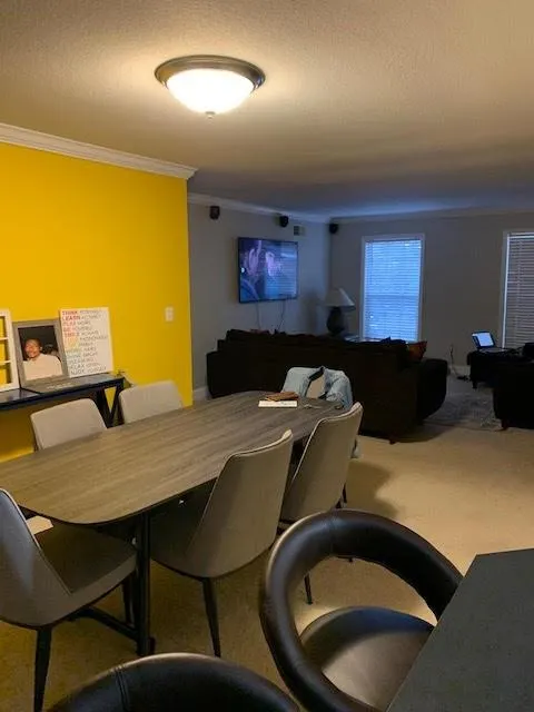 750 Dalrymple Road Unit E4, Sandy Springs, Georgia 30328, 4 Bedrooms Bedrooms, ,2 BathroomsBathrooms,Residential,Sold,750 Dalrymple Road Unit E4,7055406