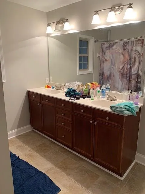 750 Dalrymple Road Unit E4, Sandy Springs, Georgia 30328, 4 Bedrooms Bedrooms, ,2 BathroomsBathrooms,Residential,Sold,750 Dalrymple Road Unit E4,7055406
