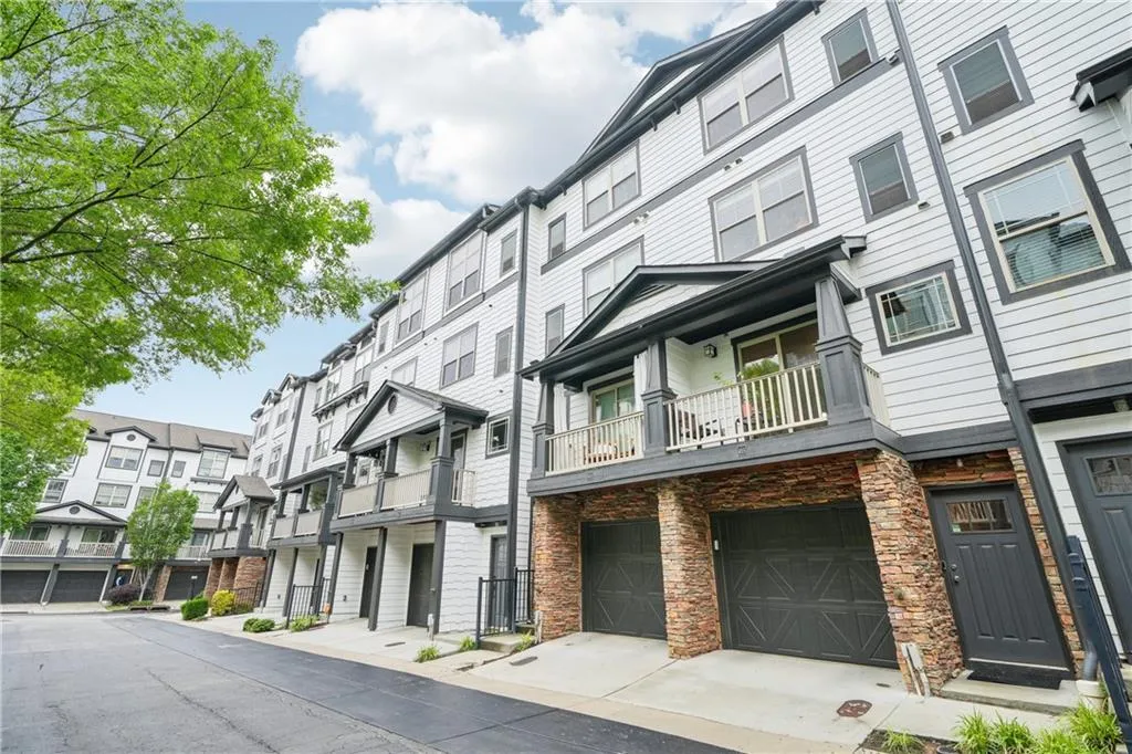 215 Semel Drive Nw Unit 455, Atlanta, Georgia 30309, 2 Bedrooms Bedrooms, ,2 BathroomsBathrooms,Residential,For Sale,215 Semel Drive Nw Unit 455,7565544