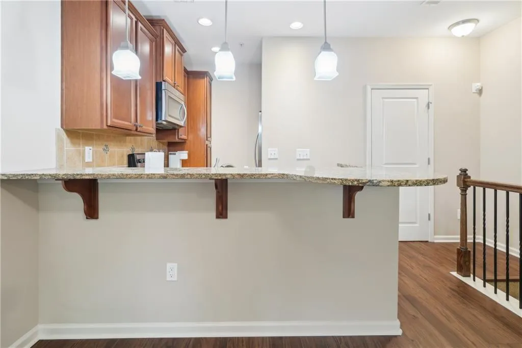215 Semel Drive Nw Unit 455, Atlanta, Georgia 30309, 2 Bedrooms Bedrooms, ,2 BathroomsBathrooms,Residential,For Sale,215 Semel Drive Nw Unit 455,7565544