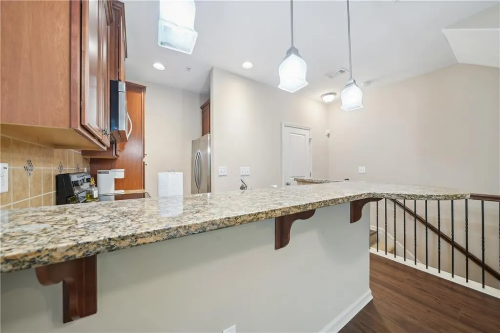 215 Semel Drive Nw Unit 455, Atlanta, Georgia 30309, 2 Bedrooms Bedrooms, ,2 BathroomsBathrooms,Residential,For Sale,215 Semel Drive Nw Unit 455,7565544