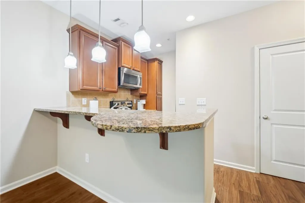 215 Semel Drive Nw Unit 455, Atlanta, Georgia 30309, 2 Bedrooms Bedrooms, ,2 BathroomsBathrooms,Residential,For Sale,215 Semel Drive Nw Unit 455,7565544