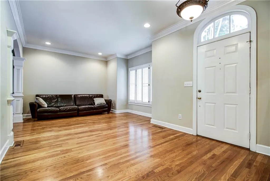 2745 Brookgrove Court Se, Atlanta, Georgia 30339, 3 Bedrooms Bedrooms, ,2 BathroomsBathrooms,Residential,Sold,2745 Brookgrove Court Se,5672045