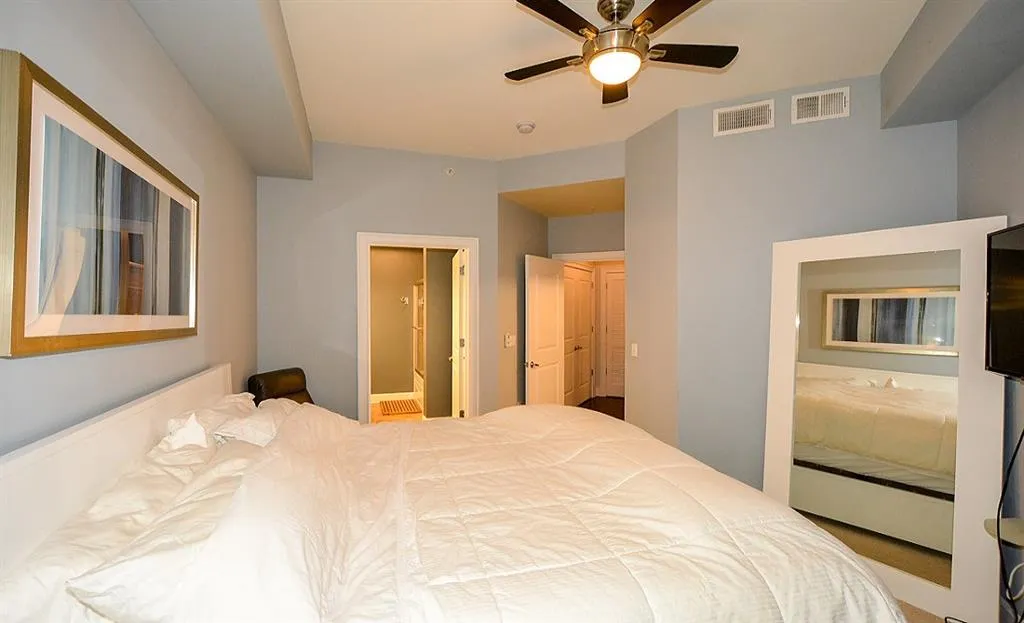 200 River Vista Drive Unit 710, Atlanta, Georgia 30339, 2 Bedrooms Bedrooms, ,2 BathroomsBathrooms,Residential,Sold,200 River Vista Drive Unit 710,5857420