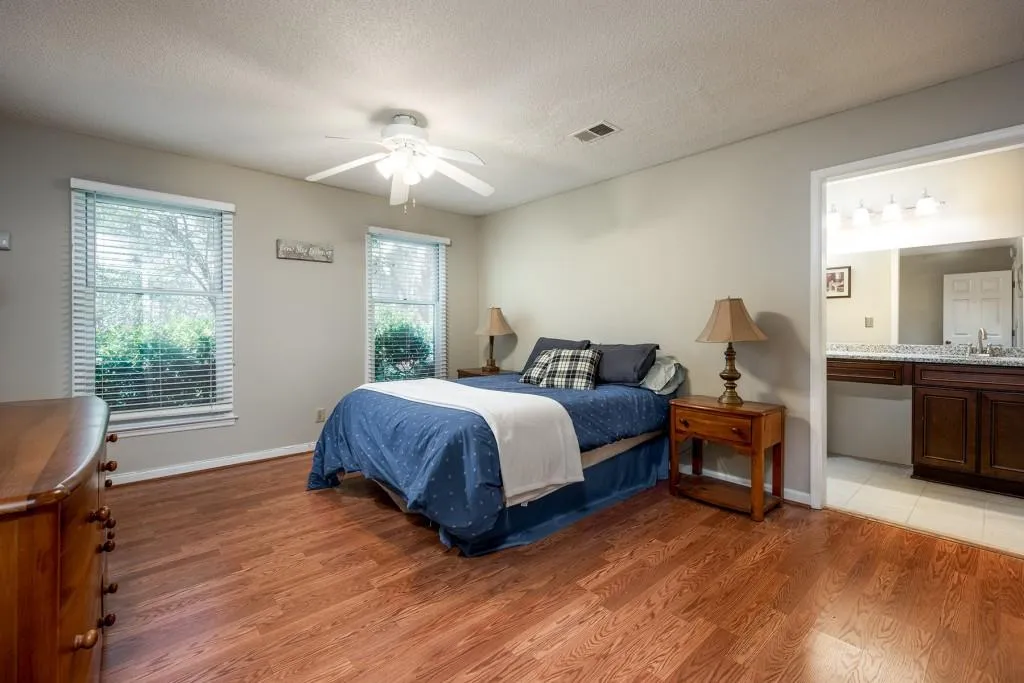 203 Garden Court, Atlanta, Georgia 30328, 3 Bedrooms Bedrooms, ,2 BathroomsBathrooms,Residential,Sold,203 Garden Court,6842379