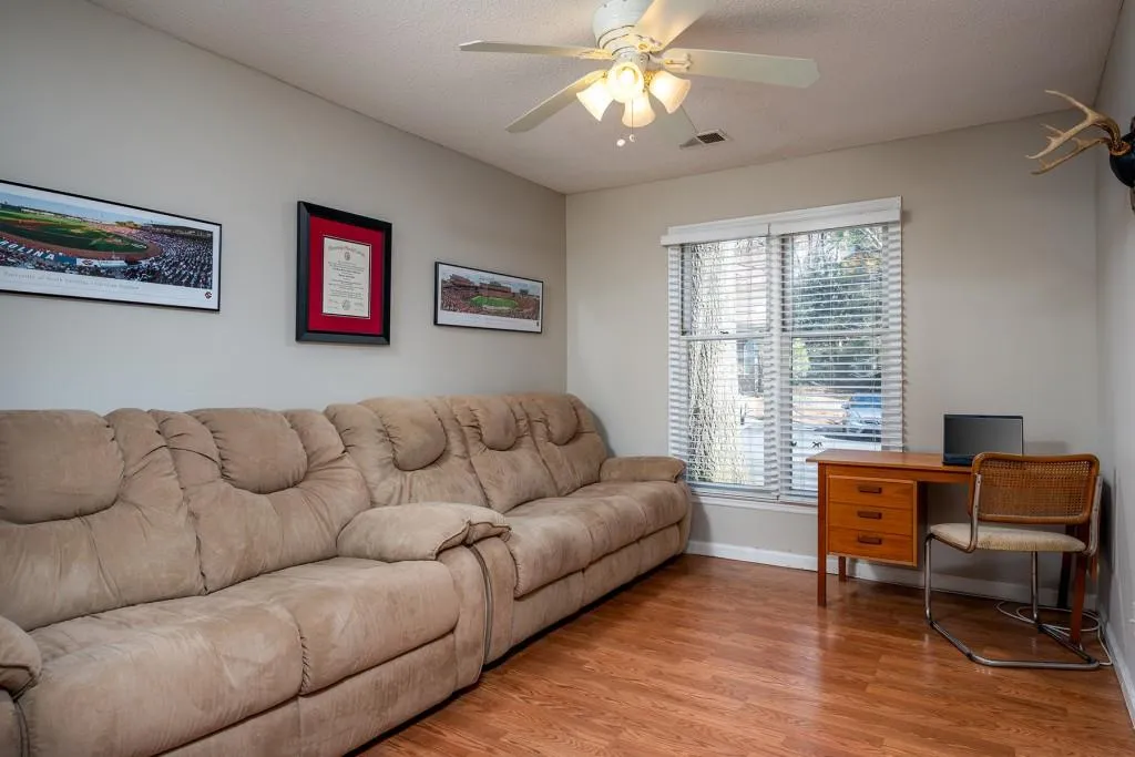 203 Garden Court, Atlanta, Georgia 30328, 3 Bedrooms Bedrooms, ,2 BathroomsBathrooms,Residential,Sold,203 Garden Court,6842379