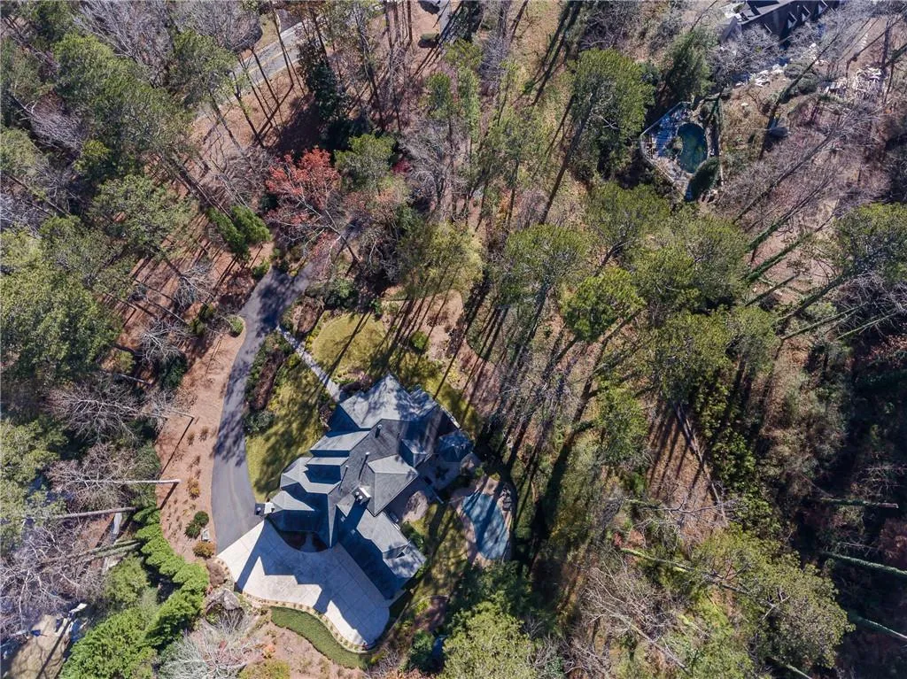 1155 Crest Valley Drive, Sandy Springs, Georgia 30327, 5 Bedrooms Bedrooms, ,5 BathroomsBathrooms,Residential,Sold,1155 Crest Valley Drive,6817509