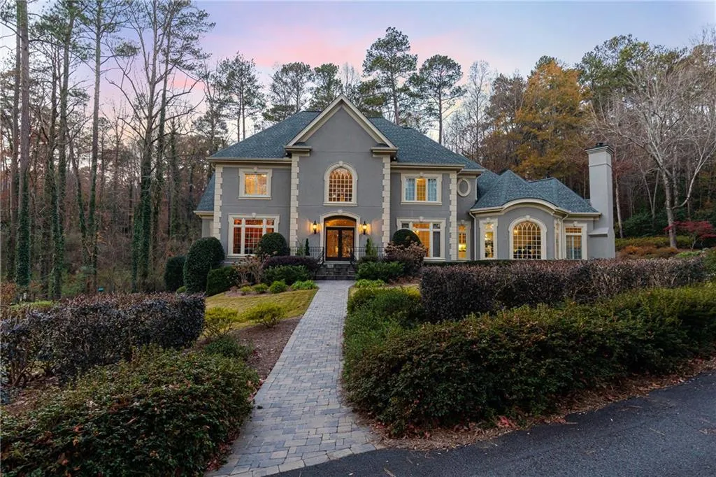 1155 Crest Valley Drive, Sandy Springs, Georgia 30327, 5 Bedrooms Bedrooms, ,5 BathroomsBathrooms,Residential,Sold,1155 Crest Valley Drive,6817509