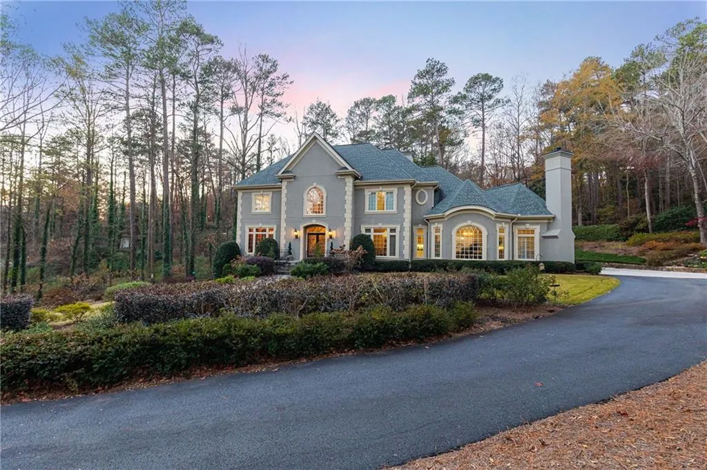 1155 Crest Valley Drive, Sandy Springs, Georgia 30327, 5 Bedrooms Bedrooms, ,5 BathroomsBathrooms,Residential,Sold,1155 Crest Valley Drive,6817509
