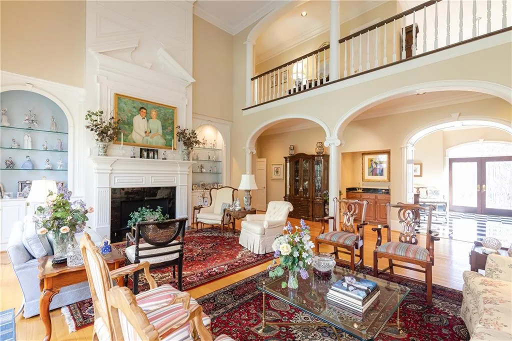 1155 Crest Valley Drive, Sandy Springs, Georgia 30327, 5 Bedrooms Bedrooms, ,5 BathroomsBathrooms,Residential,Sold,1155 Crest Valley Drive,6817509