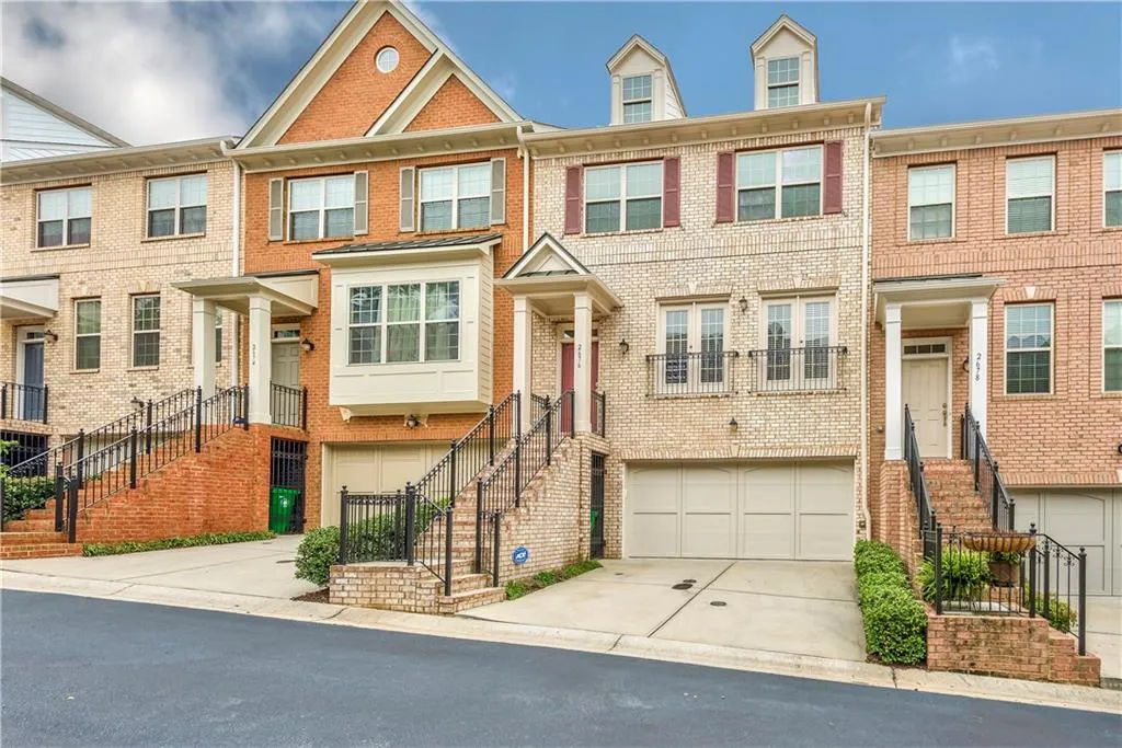 2676 Derby Walk Ne Unit 47, Brookhaven, Georgia 30319, 3 Bedrooms Bedrooms, ,3 BathroomsBathrooms,Residential,Sold,2676 Derby Walk Ne Unit 47,5603541