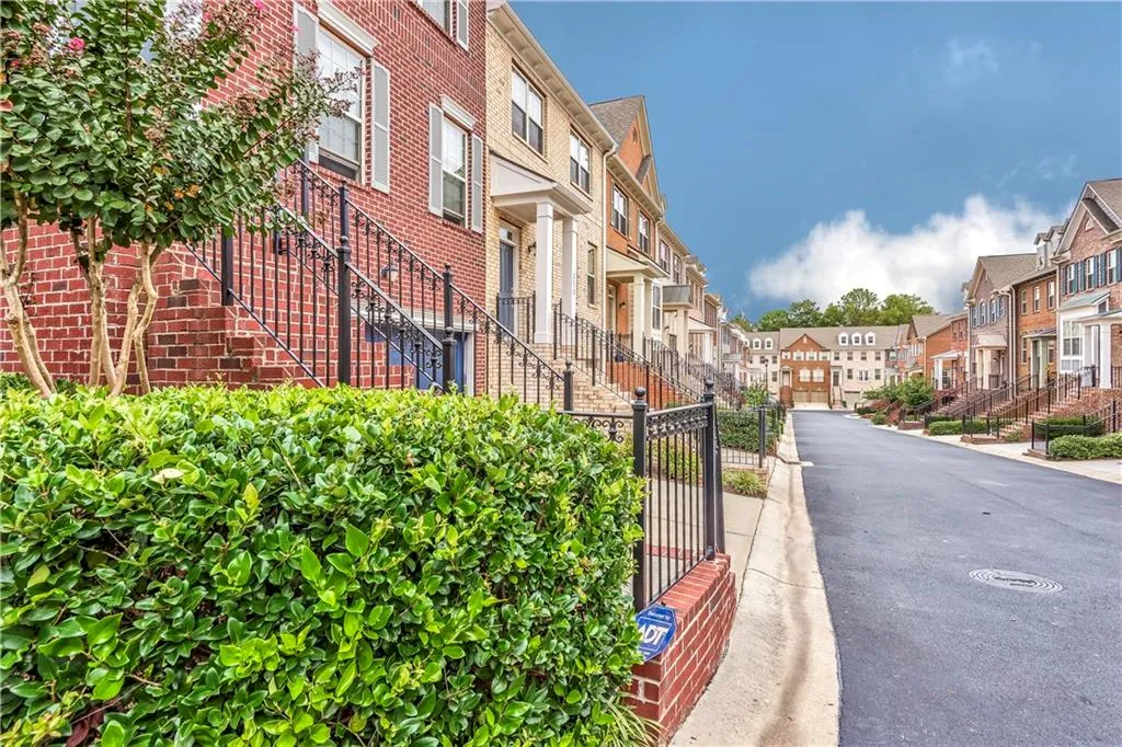 2676 Derby Walk Ne Unit 47, Brookhaven, Georgia 30319, 3 Bedrooms Bedrooms, ,3 BathroomsBathrooms,Residential,Sold,2676 Derby Walk Ne Unit 47,5603541