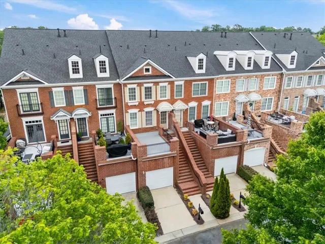 5905 Waters Edge Trail, Roswell, Georgia 30075