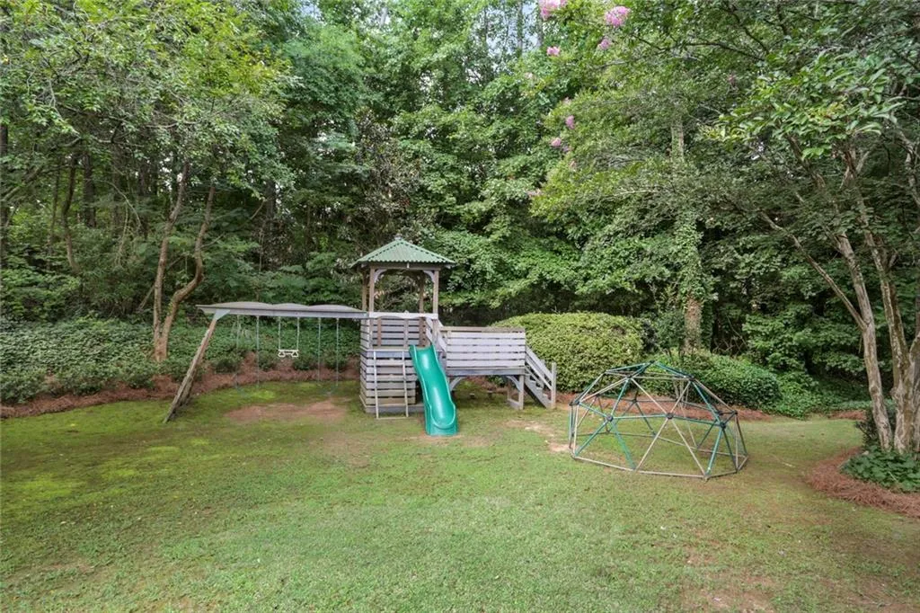 790 Spalding Heights Drive, Sandy Springs, Georgia 30350, 5 Bedrooms Bedrooms, ,4 BathroomsBathrooms,Residential,Sold,790 Spalding Heights Drive,7094193