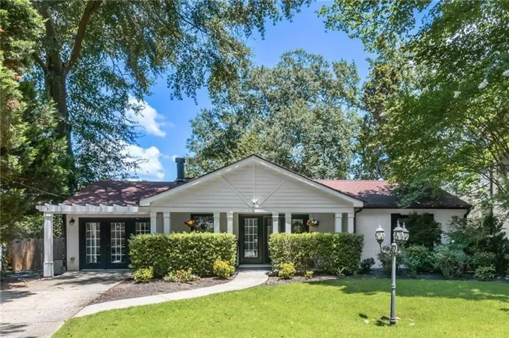 1781 Warren Court Nw, Atlanta, Georgia 30318
