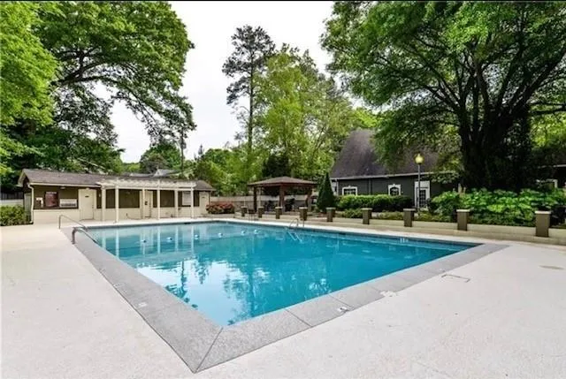 6900 Roswell Road Unit C3, Sandy Springs, Georgia 30328, 2 Bedrooms Bedrooms, ,2 BathroomsBathrooms,Residential,Sold,6900 Roswell Road Unit C3,6623550