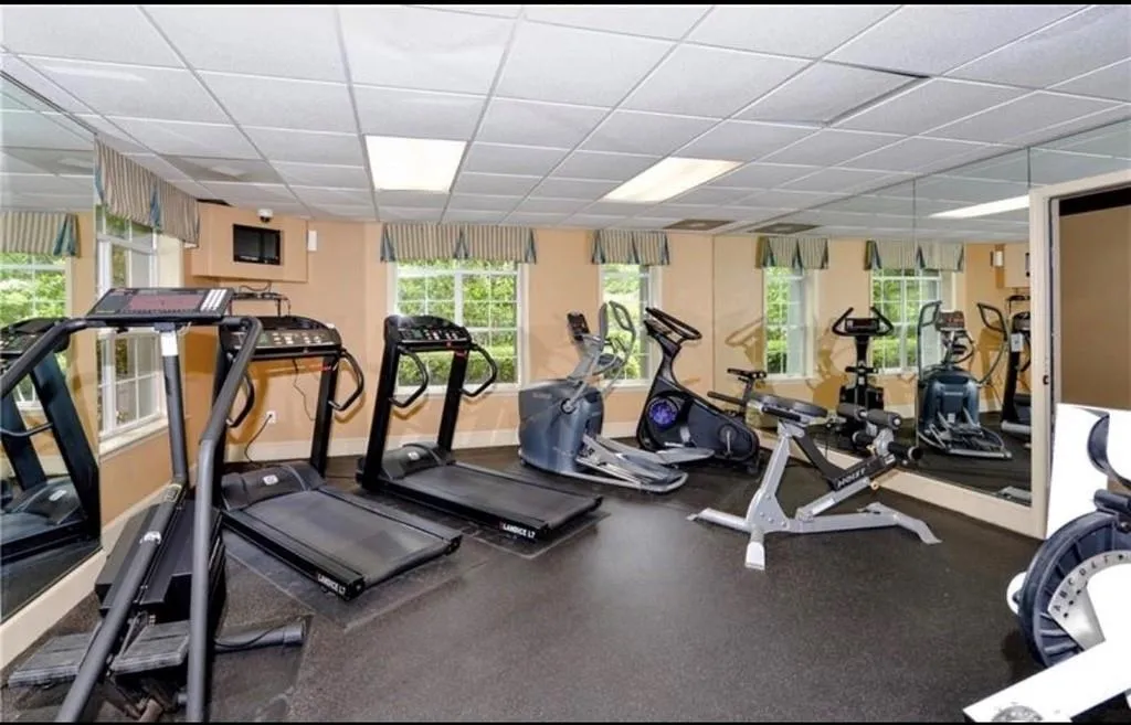 6900 Roswell Road Unit C3, Sandy Springs, Georgia 30328, 2 Bedrooms Bedrooms, ,2 BathroomsBathrooms,Residential,Sold,6900 Roswell Road Unit C3,6623550