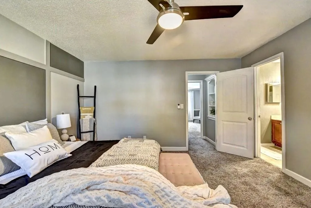 6900 Roswell Road Unit C3, Sandy Springs, Georgia 30328, 2 Bedrooms Bedrooms, ,2 BathroomsBathrooms,Residential,Sold,6900 Roswell Road Unit C3,6623550