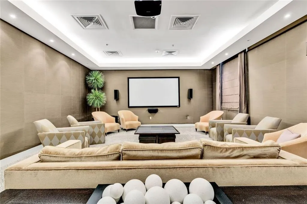 Media room - great for sports events and special events