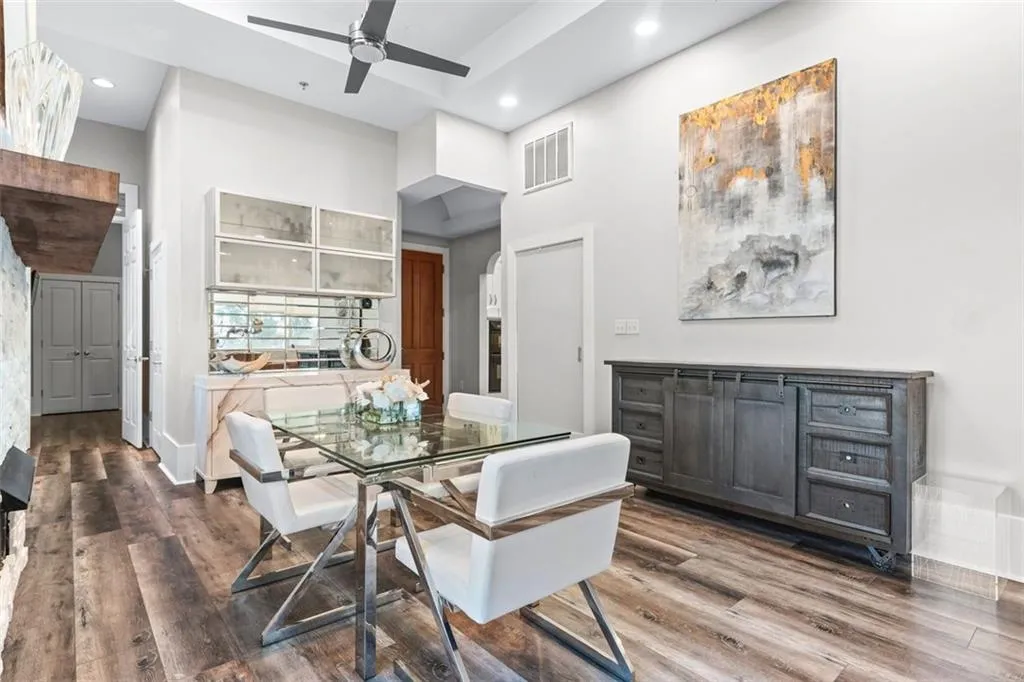 Great entertaining area!