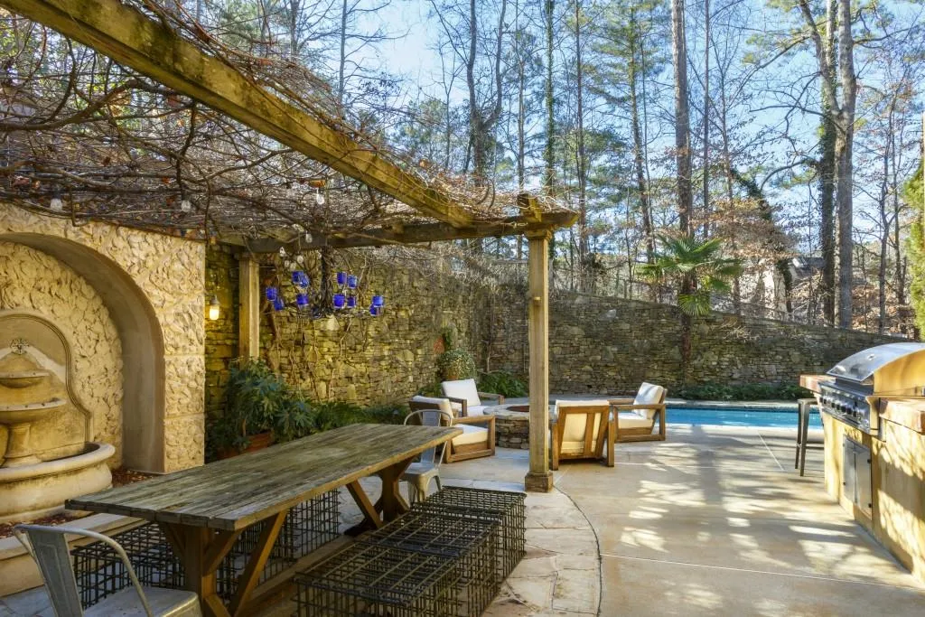 1605 Brandon Hall Drive, Atlanta, Georgia 30350, 4 Bedrooms Bedrooms, ,4 BathroomsBathrooms,Residential,Sold,1605 Brandon Hall Drive,7510295