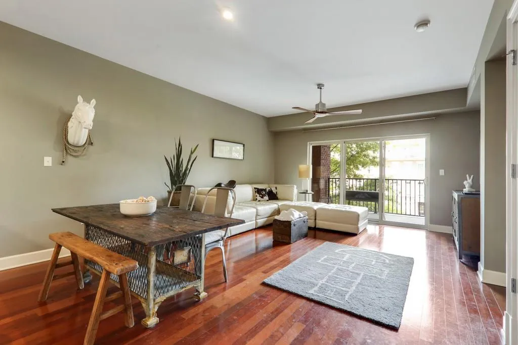 200 River Vista Drive Unit 404, Atlanta, Georgia 30339, 1 Bedroom Bedrooms, ,1 BathroomBathrooms,Residential,Sold,200 River Vista Drive Unit 404,6849876