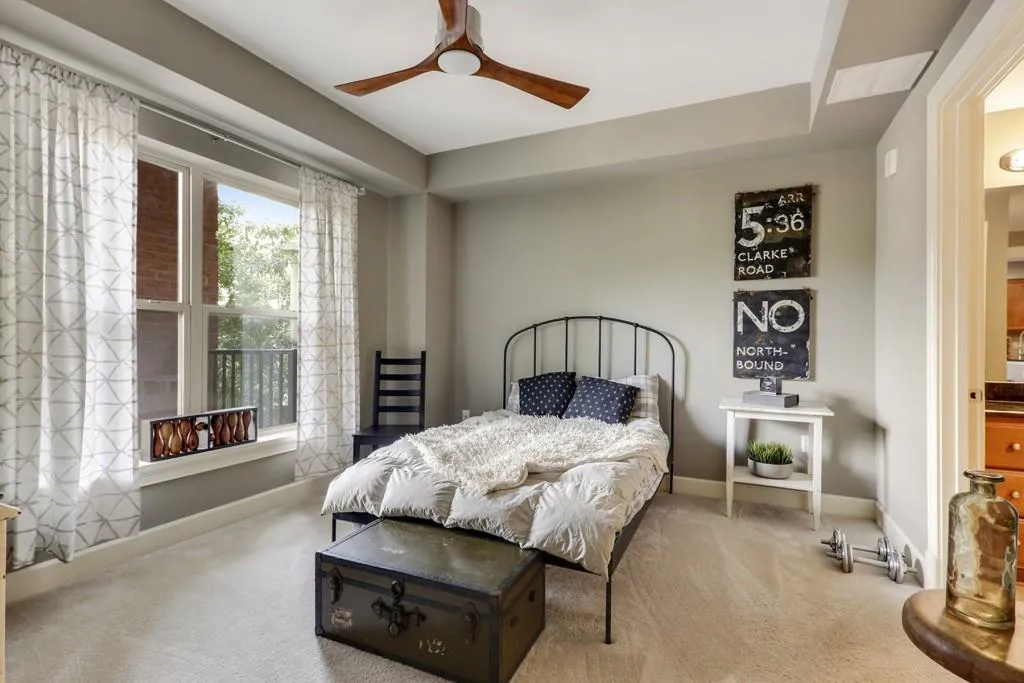 200 River Vista Drive Unit 404, Atlanta, Georgia 30339, 1 Bedroom Bedrooms, ,1 BathroomBathrooms,Residential,Sold,200 River Vista Drive Unit 404,6849876