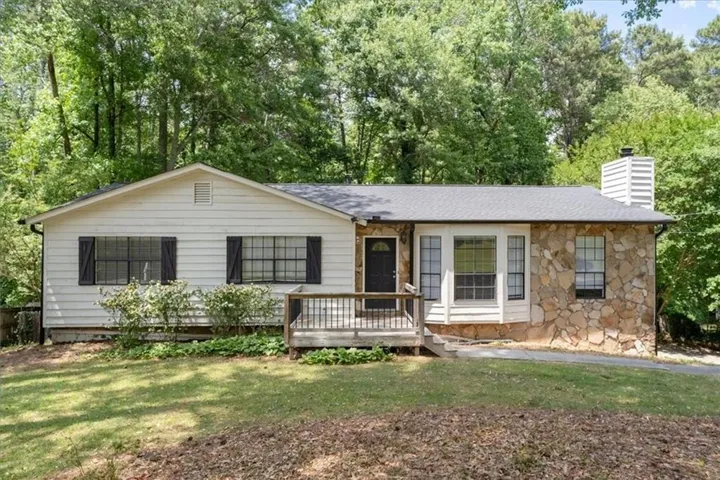 3189 Aspen Circle, Snellville, Georgia 30078