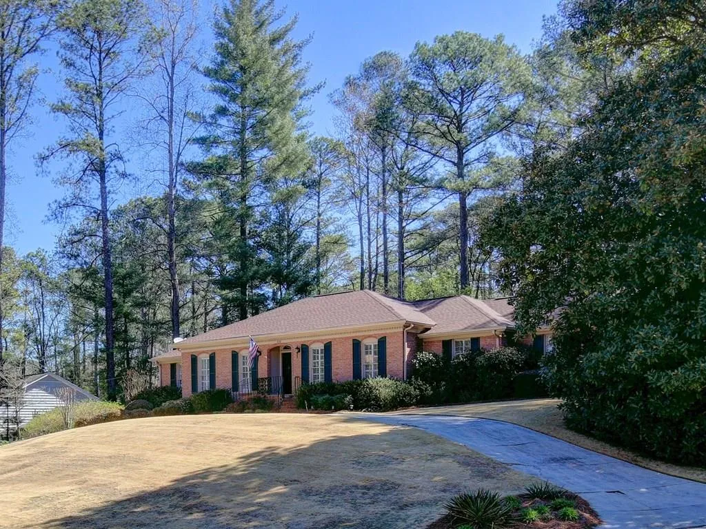 420 N Harbor Drive, Sandy Springs, Georgia 30328, 3 Bedrooms Bedrooms, ,2 BathroomsBathrooms,Residential,Sold,420 N Harbor Drive,5823783