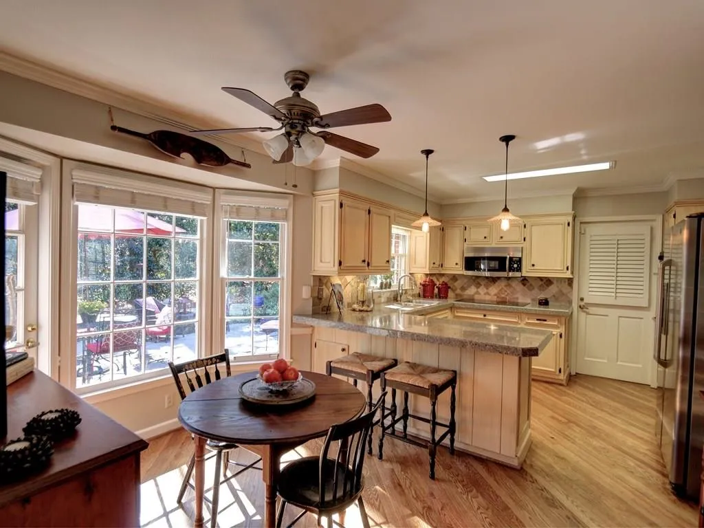 420 N Harbor Drive, Sandy Springs, Georgia 30328, 3 Bedrooms Bedrooms, ,2 BathroomsBathrooms,Residential,Sold,420 N Harbor Drive,5823783