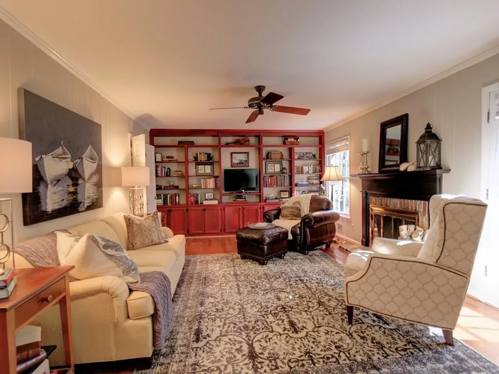 420 N Harbor Drive, Sandy Springs, Georgia 30328, 3 Bedrooms Bedrooms, ,2 BathroomsBathrooms,Residential,Sold,420 N Harbor Drive,5823783