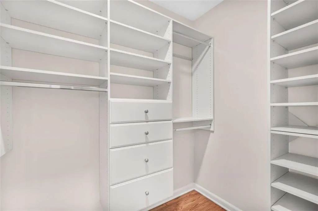 5975 Brookgreen Rd, Sandy Springs, Georgia 30328, 3 Bedrooms Bedrooms, ,2 BathroomsBathrooms,Residential,For Sale,5975 Brookgreen Rd,7622067