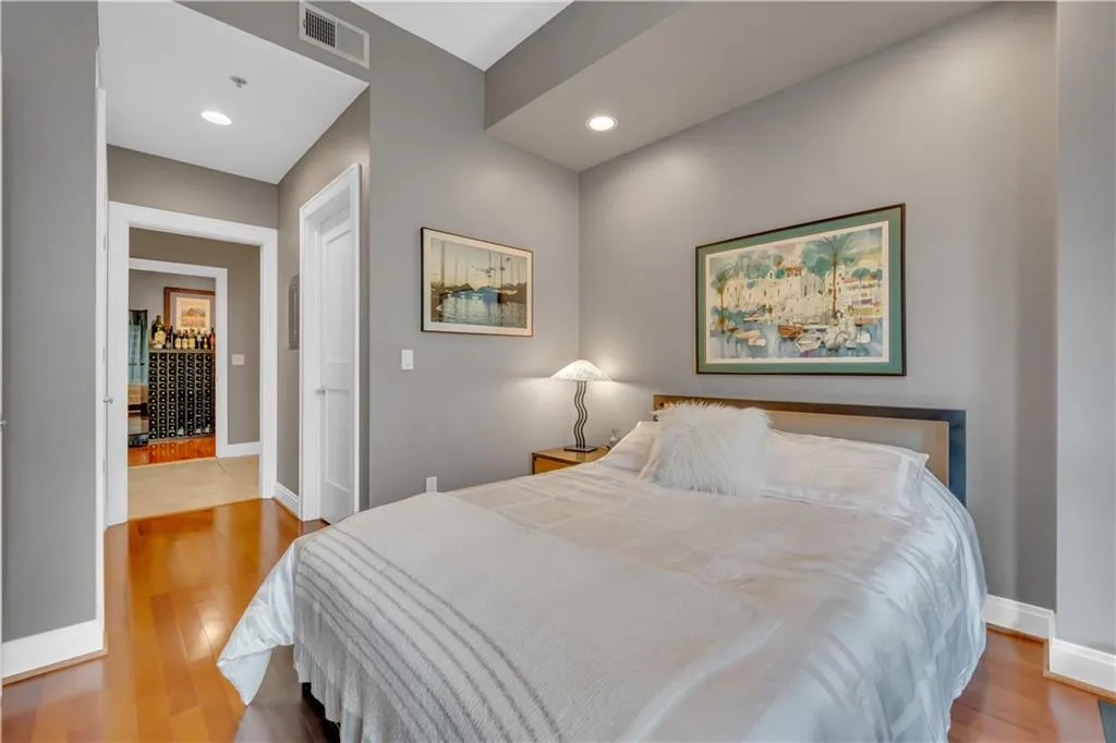 905 Juniper Street Ne Unit 410, Atlanta, Georgia 30309, 2 Bedrooms Bedrooms, ,2 BathroomsBathrooms,Residential,For Sale,905 Juniper Street Ne Unit 410,7634328