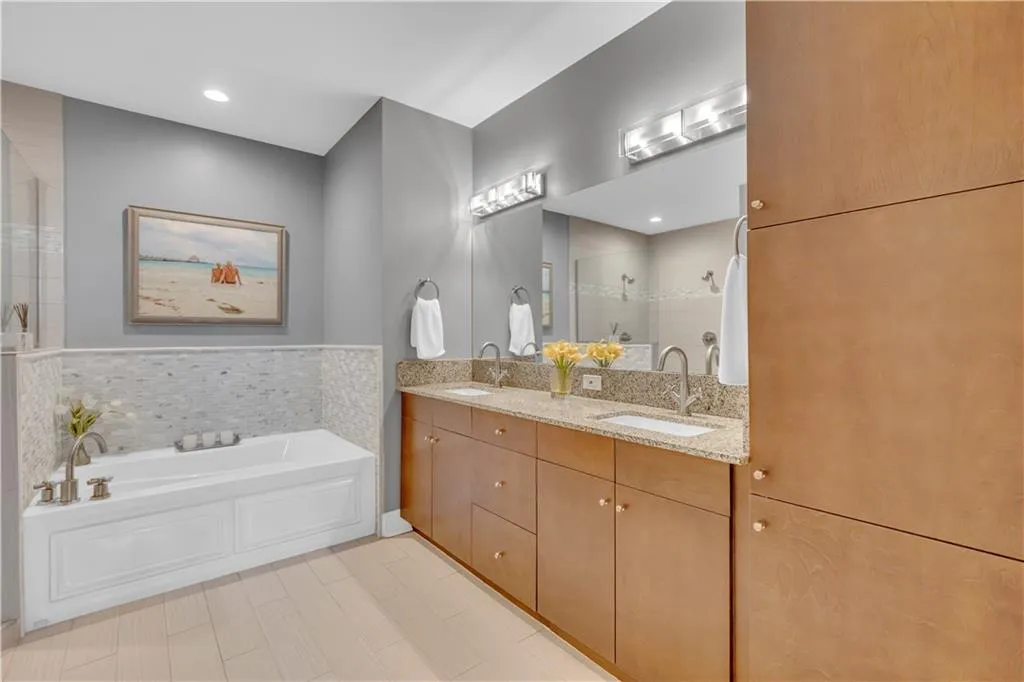 905 Juniper Street Ne Unit 410, Atlanta, Georgia 30309, 2 Bedrooms Bedrooms, ,2 BathroomsBathrooms,Residential,For Sale,905 Juniper Street Ne Unit 410,7634328