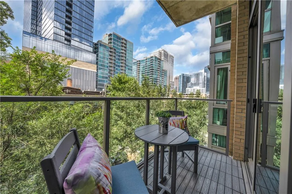905 Juniper Street Ne Unit 410, Atlanta, Georgia 30309, 2 Bedrooms Bedrooms, ,2 BathroomsBathrooms,Residential,For Sale,905 Juniper Street Ne Unit 410,7634328