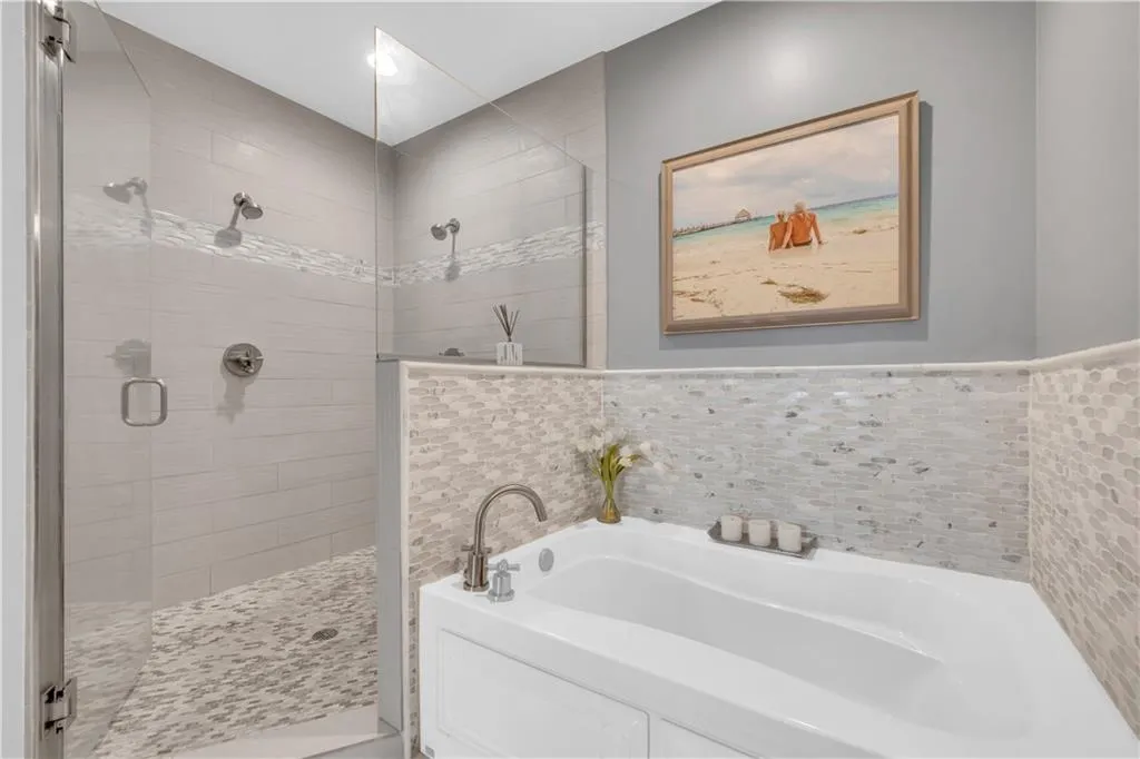 905 Juniper Street Ne Unit 410, Atlanta, Georgia 30309, 2 Bedrooms Bedrooms, ,2 BathroomsBathrooms,Residential,For Sale,905 Juniper Street Ne Unit 410,7634328