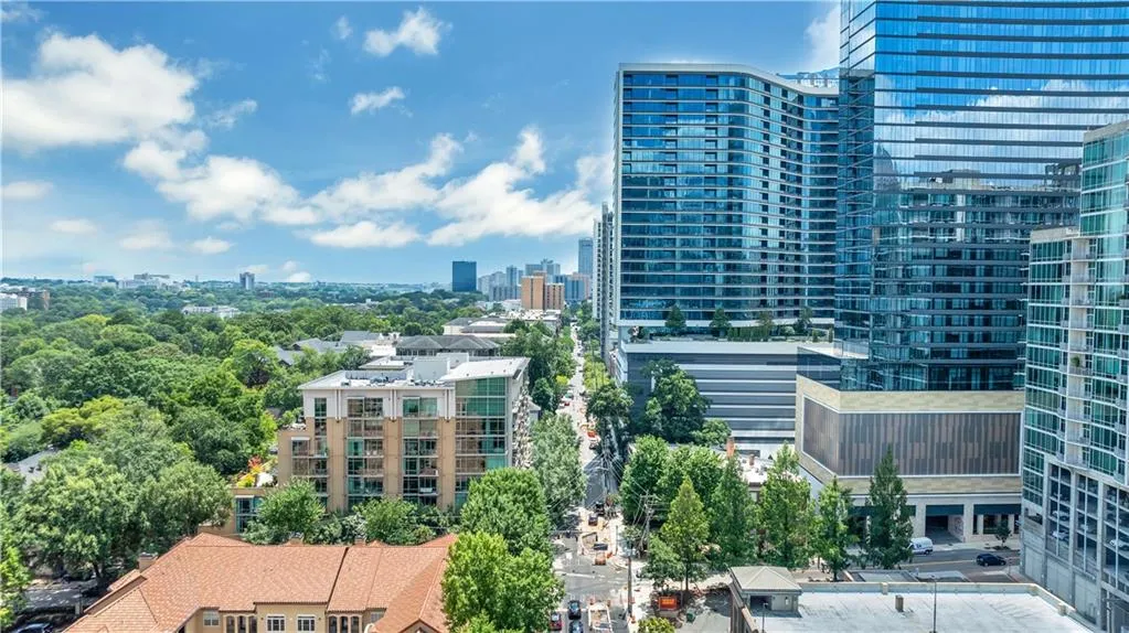 905 Juniper Street Ne Unit 410, Atlanta, Georgia 30309, 2 Bedrooms Bedrooms, ,2 BathroomsBathrooms,Residential,For Sale,905 Juniper Street Ne Unit 410,7634328