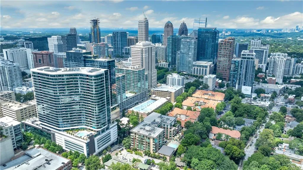 905 Juniper Street Ne Unit 410, Atlanta, Georgia 30309, 2 Bedrooms Bedrooms, ,2 BathroomsBathrooms,Residential,For Sale,905 Juniper Street Ne Unit 410,7634328