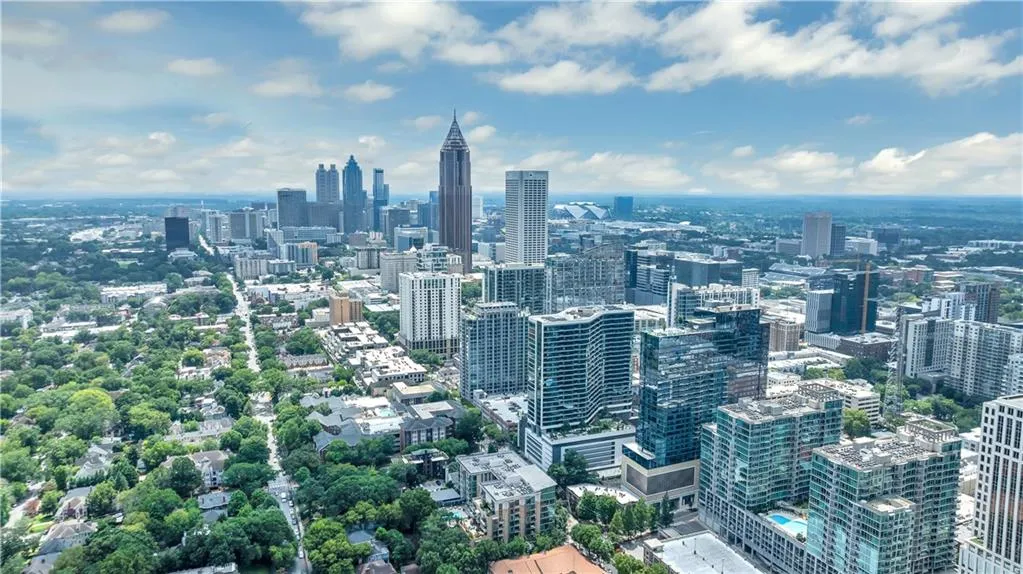 905 Juniper Street Ne Unit 410, Atlanta, Georgia 30309, 2 Bedrooms Bedrooms, ,2 BathroomsBathrooms,Residential,For Sale,905 Juniper Street Ne Unit 410,7634328