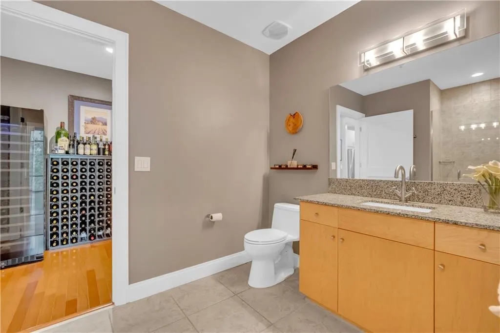 905 Juniper Street Ne Unit 410, Atlanta, Georgia 30309, 2 Bedrooms Bedrooms, ,2 BathroomsBathrooms,Residential,For Sale,905 Juniper Street Ne Unit 410,7634328