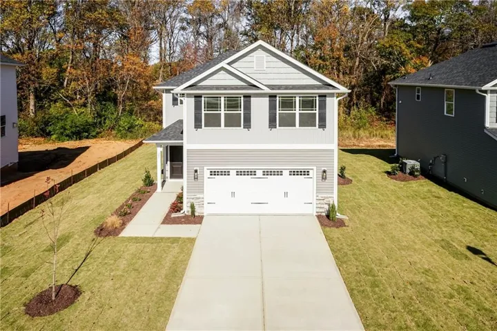 519 Creek Road, Cornelia, Georgia 30531