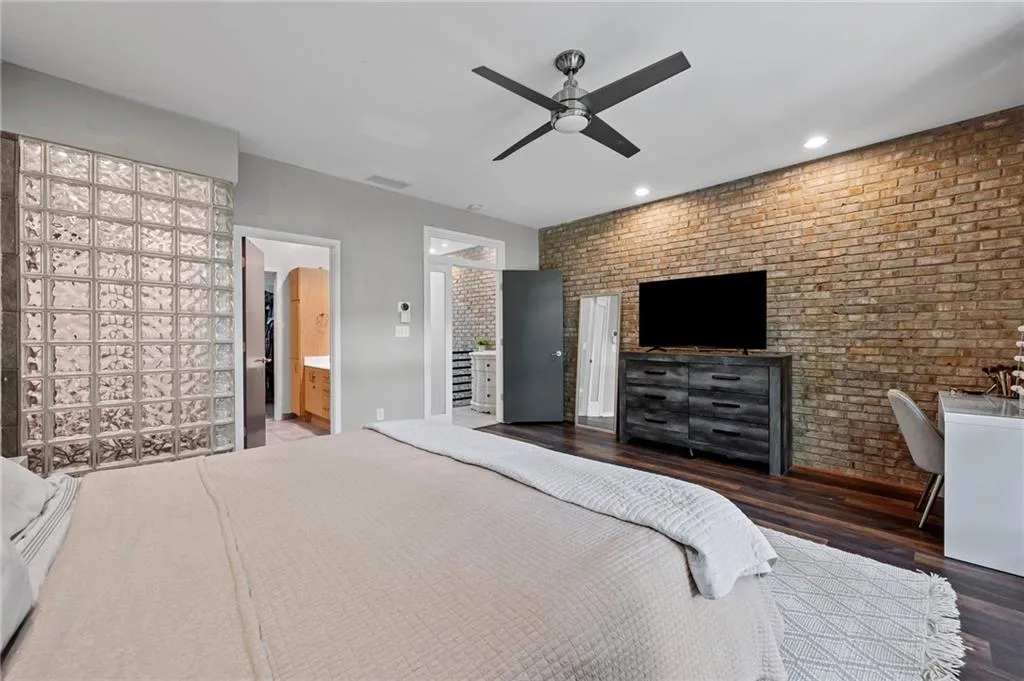 1308 Ne Fernwood Circle Ne, Atlanta, Georgia 30319, 2 Bedrooms Bedrooms, ,2 BathroomsBathrooms,Residential,For Sale,1308 Ne Fernwood Circle Ne,7587010