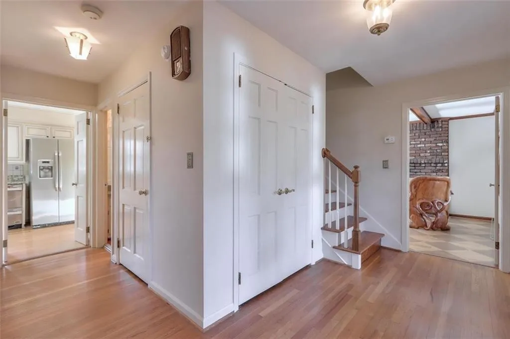 365 Forest Valley Court, Atlanta, Georgia 30342, 4 Bedrooms Bedrooms, ,2 BathroomsBathrooms,Residential,Sold,365 Forest Valley Court,6830220