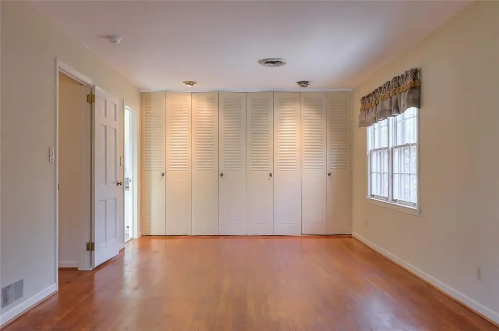 365 Forest Valley Court, Atlanta, Georgia 30342, 4 Bedrooms Bedrooms, ,2 BathroomsBathrooms,Residential,Sold,365 Forest Valley Court,6830220