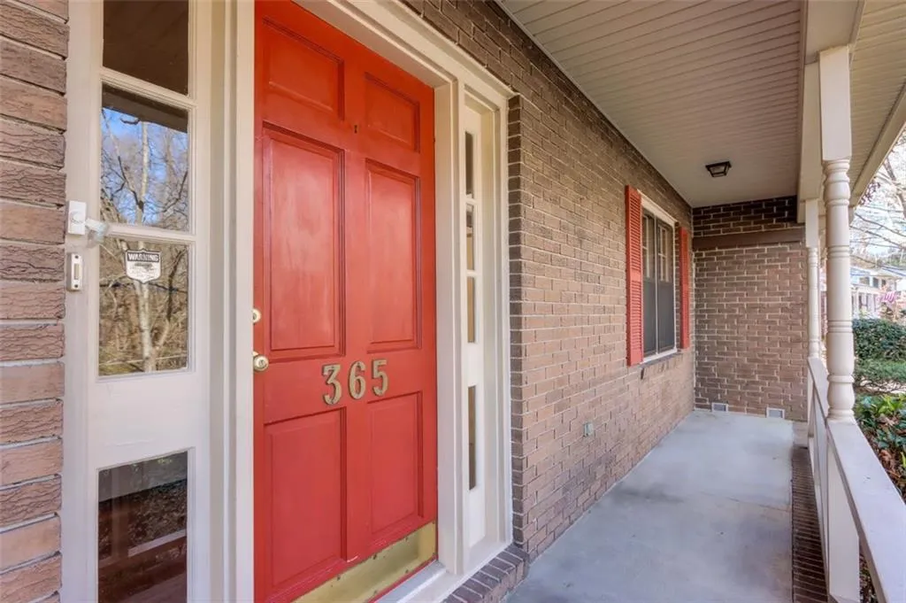 365 Forest Valley Court, Atlanta, Georgia 30342, 4 Bedrooms Bedrooms, ,2 BathroomsBathrooms,Residential,Sold,365 Forest Valley Court,6830220
